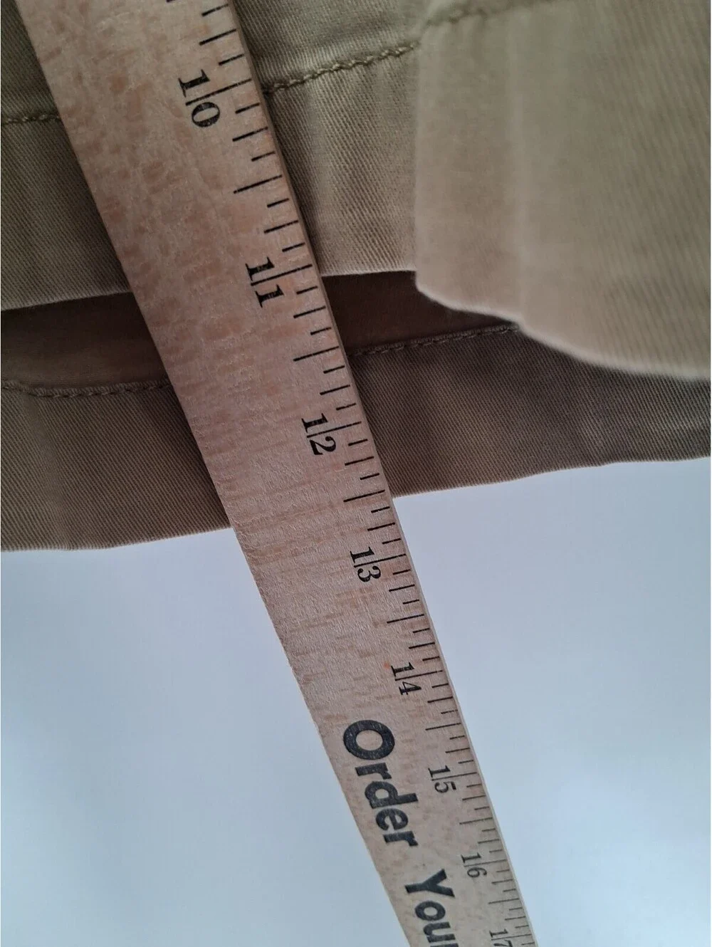 L.L. Bean Chino Shorts Mens 44 Tan Khaki Standard Fit Casual Work Outdoor